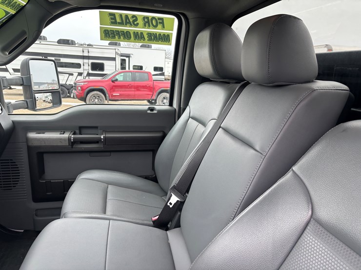 2010-ford-f450-image-32