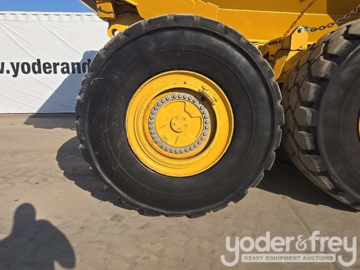 2021-deere-460e-image-22