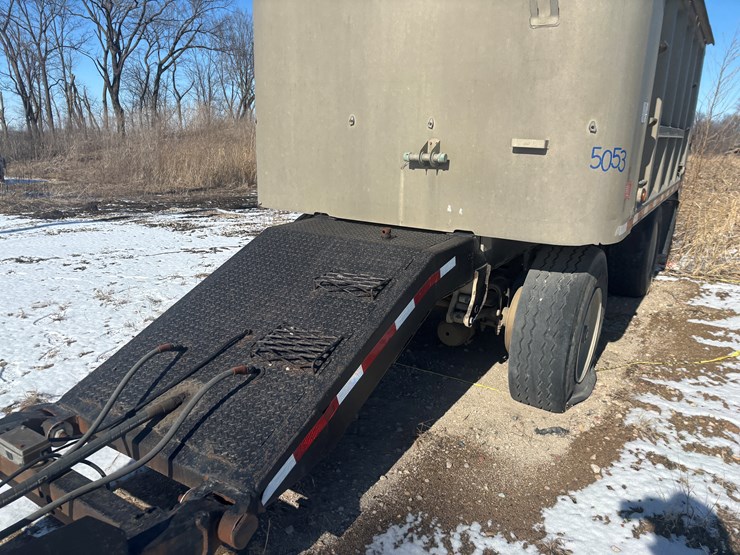 #2292-•-1991-cornhusker-pup-trailer-image-19