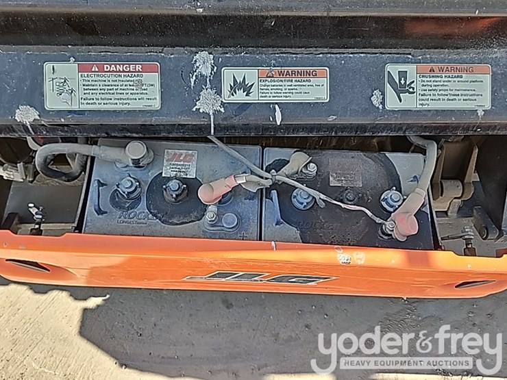 2022-jlg-3246es-image-18