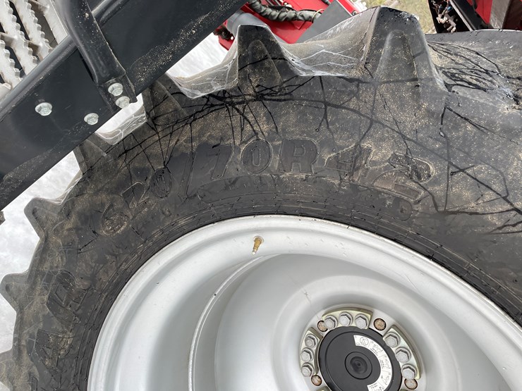 2017-case-ih-7240-image-18