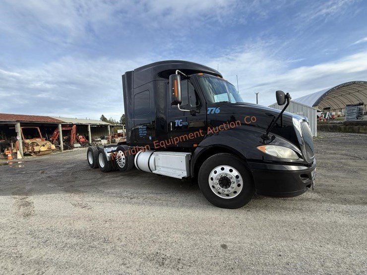 2017-international-prostar-image-61