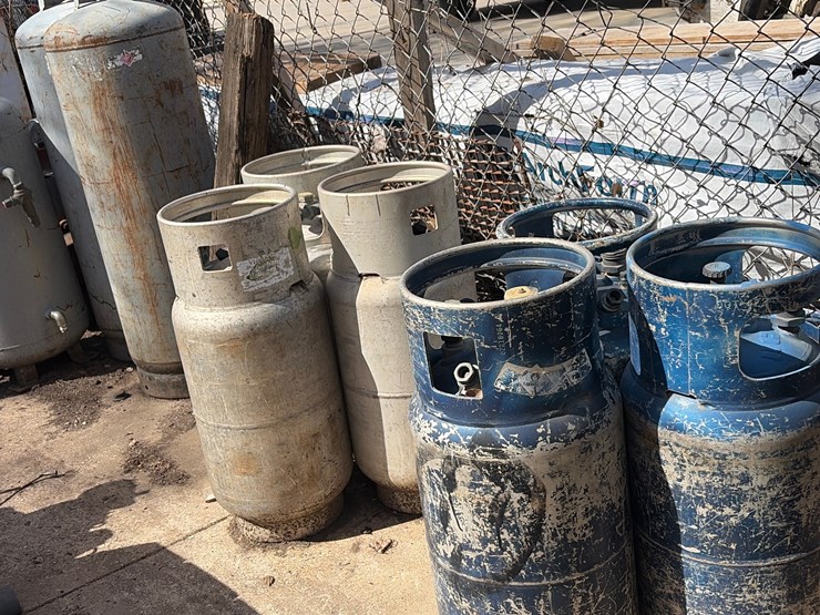 #9-•-propane-tanks-image-4