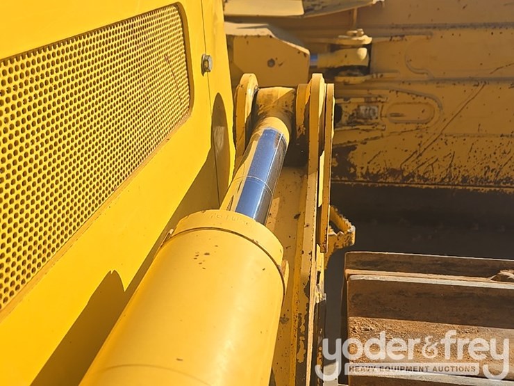 2018-komatsu-d51px-24-image-48