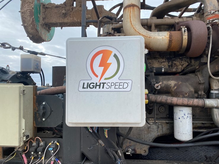 #400-•-1988-freightliner-boom-pump-truck-(has-wi-title)-(arpin,-wi)-image-33