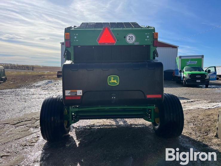 2021-john-deere-560m-image-6