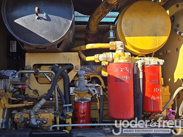 2005-caterpillar-140h-vhp-plus-image-76