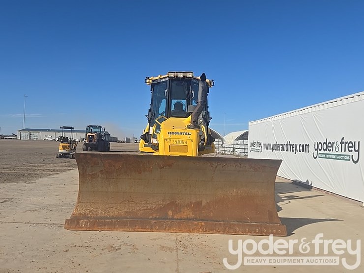 2018-komatsu-d51px-24-image-8