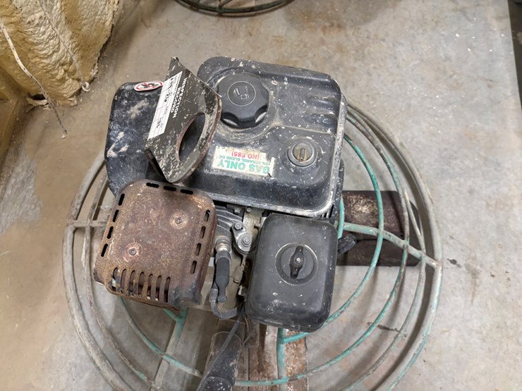 #3654-•-whiteman-approx.-34"-power-trowel-image-6