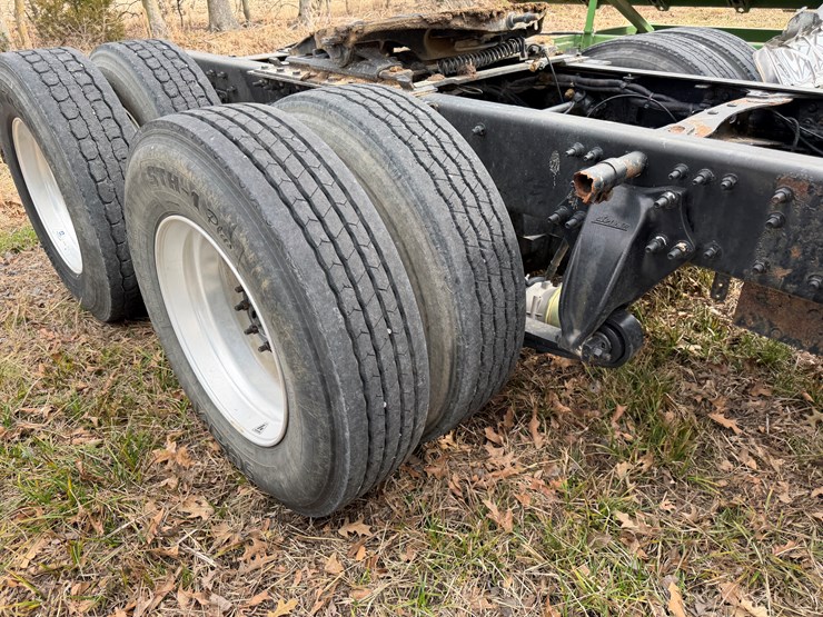 #40955-•-2016-freightliner-cascadia-t/a-daycab-truck-tractor-3akjged54gshn2294-image-10