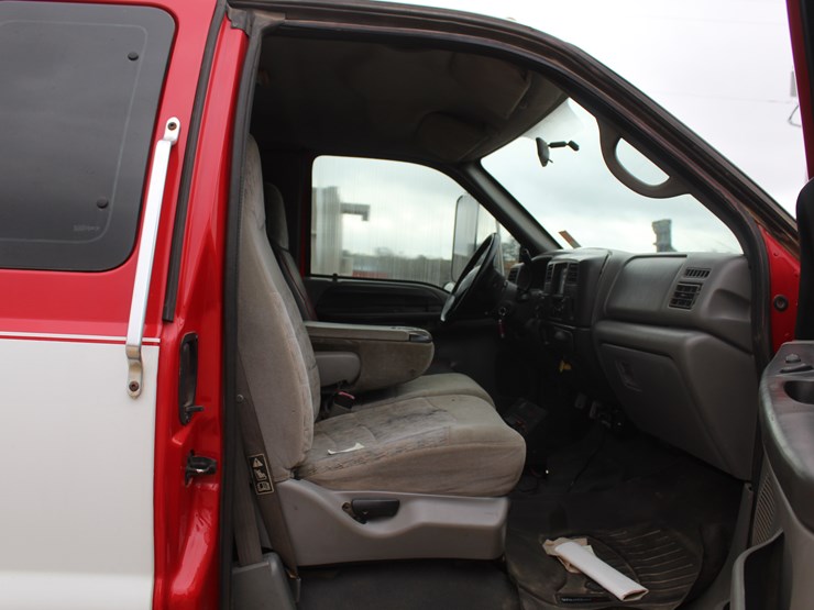 2007-ford-f650-image-12