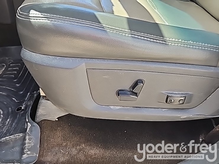 2010-dodge-ram-3500-image-45