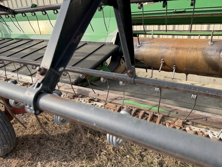 john-deere-630d-image-37