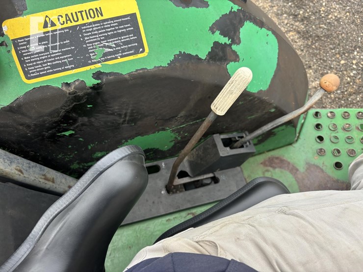 1997-john-deere-5200-image-11