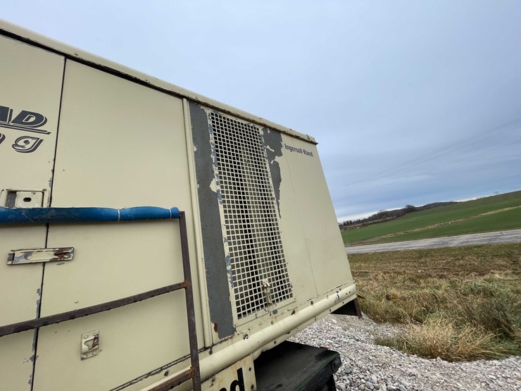 caterpillar-3116-image-24