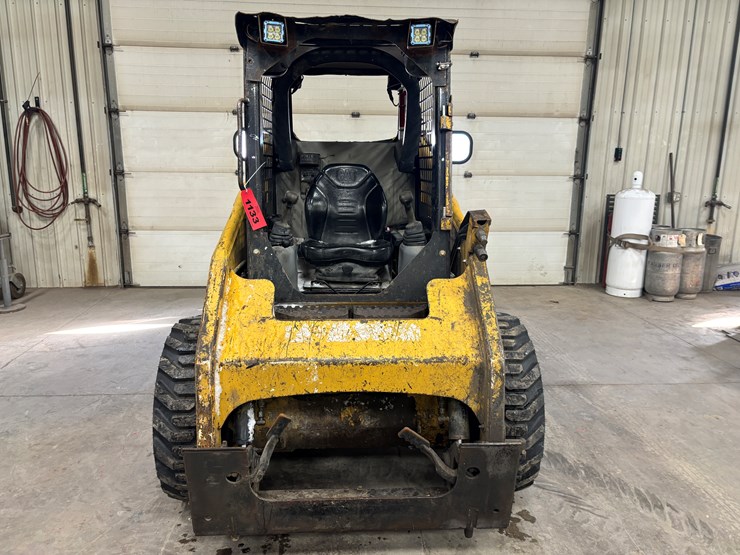 2013-caterpillar-226b3-image-6