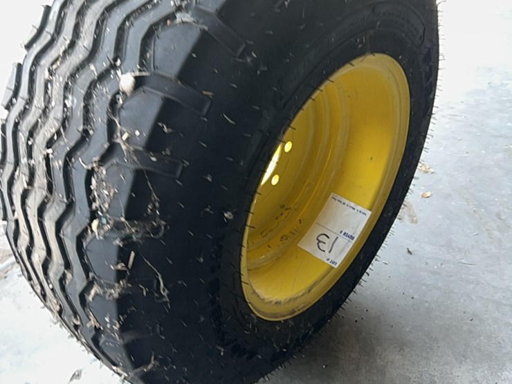 brand-new-john-deere-air-seeder-tire-and-rim,-size-is-140/55/r18-￼-image-17