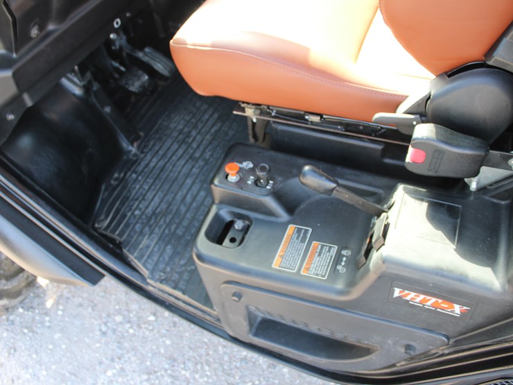 2019-kubota-rtv-x1100c-image-8