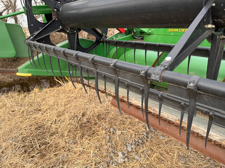 john-deere-630f-image-35