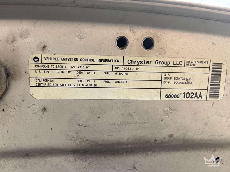 2011-jeep-grand-cherokee-image-10