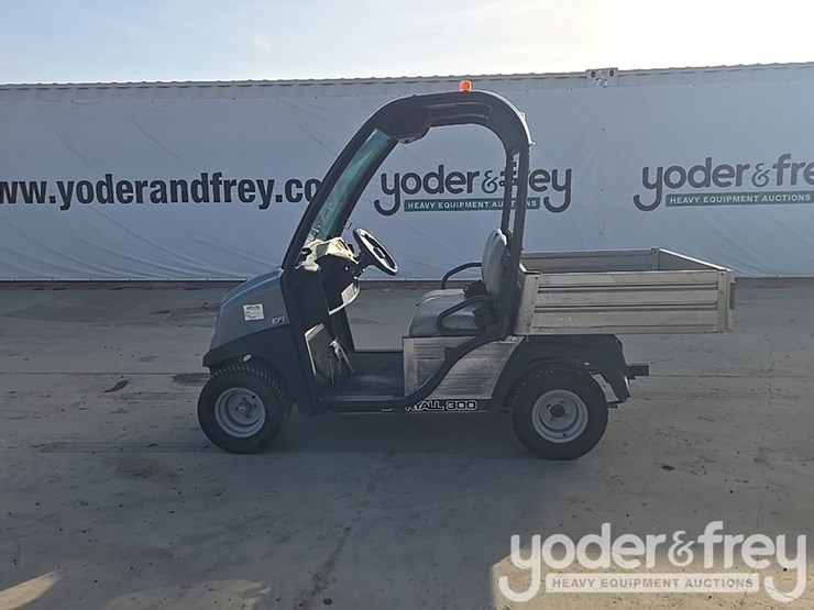 2018-club-car-carryall-300-image-2