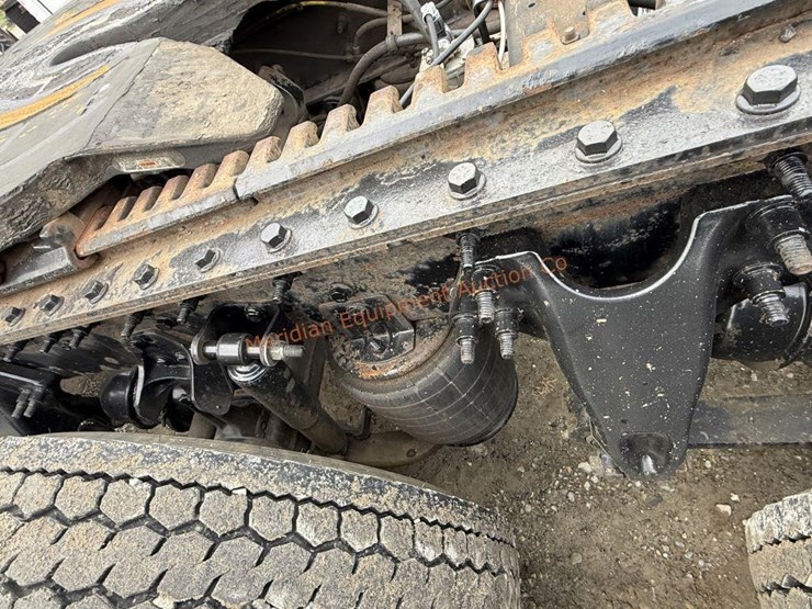 2017-international-prostar-image-43