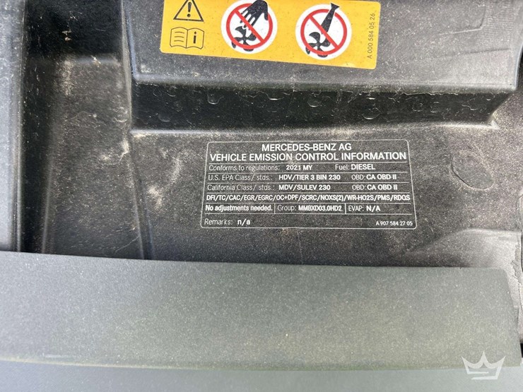 2021-mercedes-benz-sprinter-4500-image-10