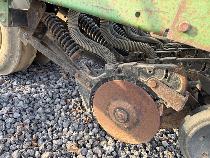 john-deere-35-image-48