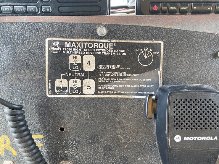 1999-mack-rd690s-image-64