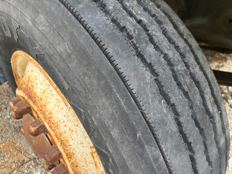 #2269-•-1992-freightliner-box-truck-image-57