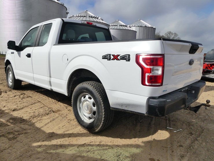 2019-ford-f150-xl-image-4