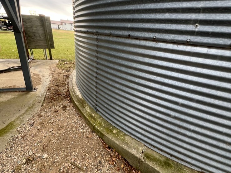 lot-26.-5,000-bu.-grain-bin-to-be-moved,-includes-single-phase-bin-fan-(bin-4)-image-24