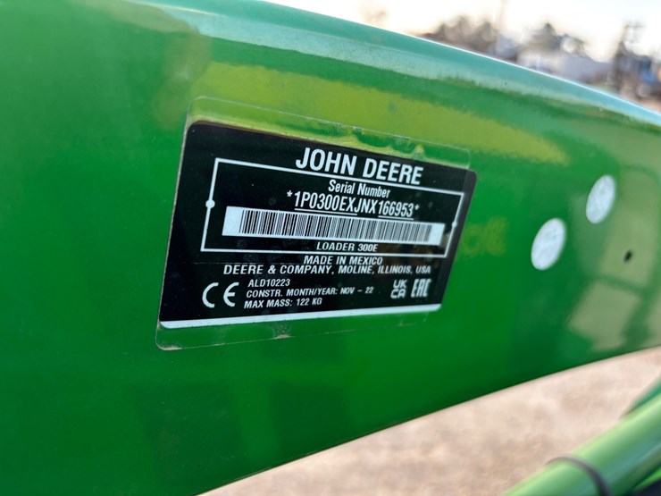 2022-john-deere-3025e-image-18