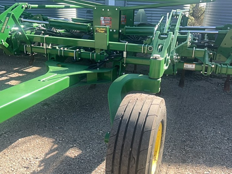 2022-john-deere-52-image-48