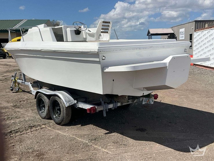 1988-23ft-stealth-craft-boat-w-22ft-boat-trailer-image-4