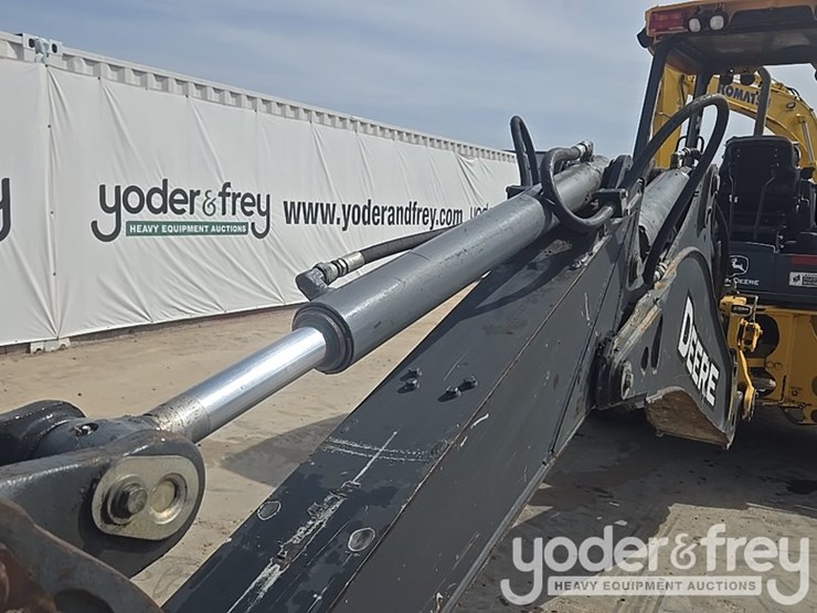 2014-deere-310k-ep-image-56