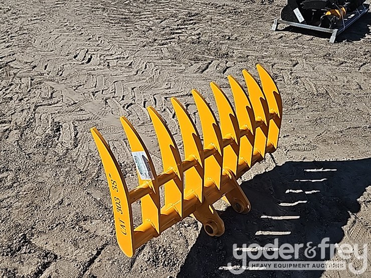 caterpillar-303-image-2