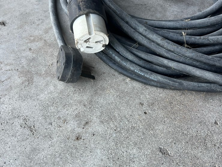 220-electric-cord,-heavy-duty,-good-cord,-at-least-50-feet-long-image-7