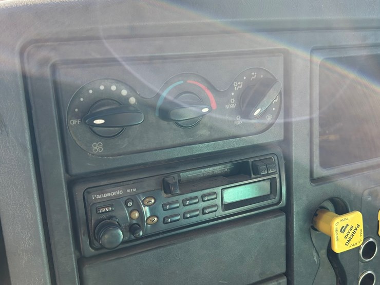 2003-international-4300-sba-image-59