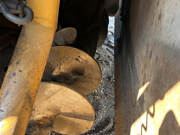 caterpillar-ap-650b-image-72