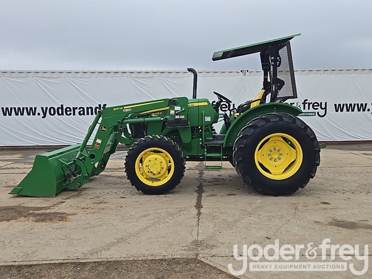 2020-john-deere-5075e-image-2