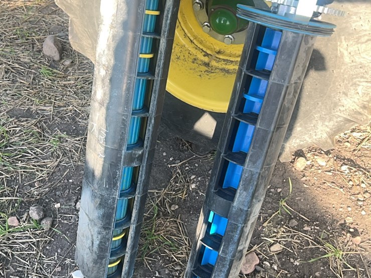 2018-john-deere-1910-image-240