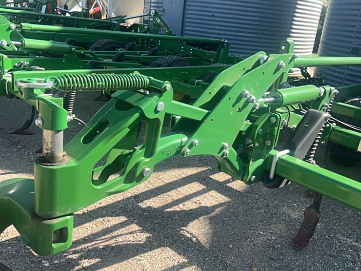 2022-john-deere-52-image-114