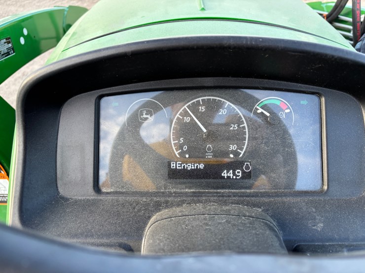 2022-john-deere-3025e-image-12