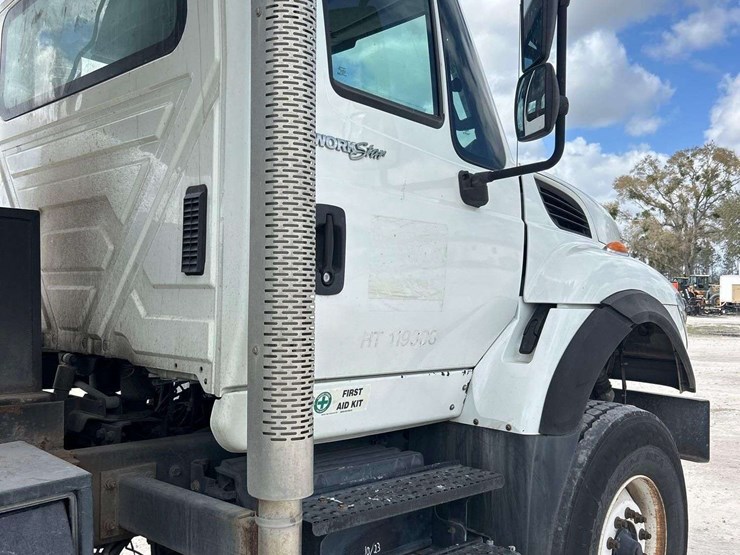 2014-international-workstar-7500-image-25