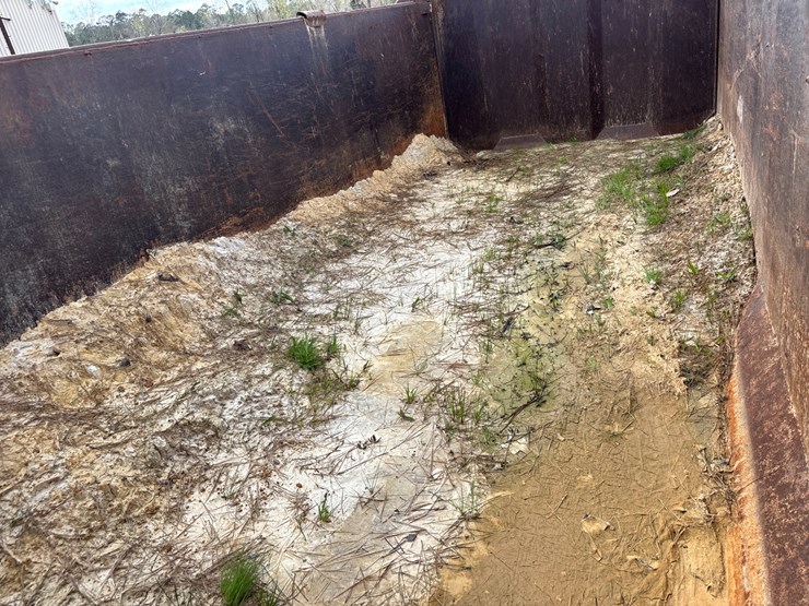 2008-peterbilt-365-image-10