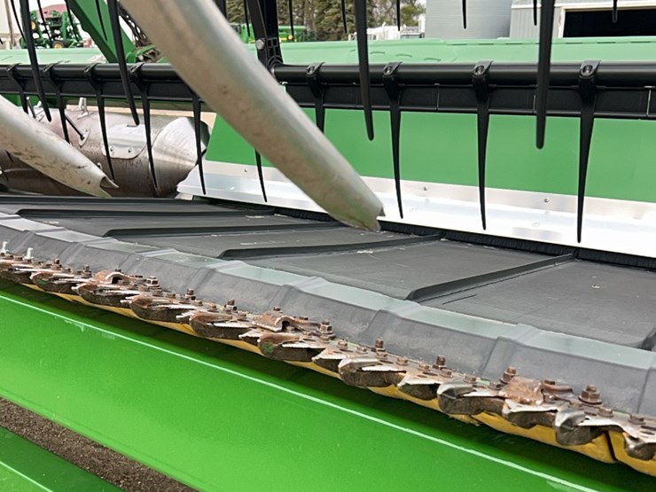 2013-john-deere-640-image-32