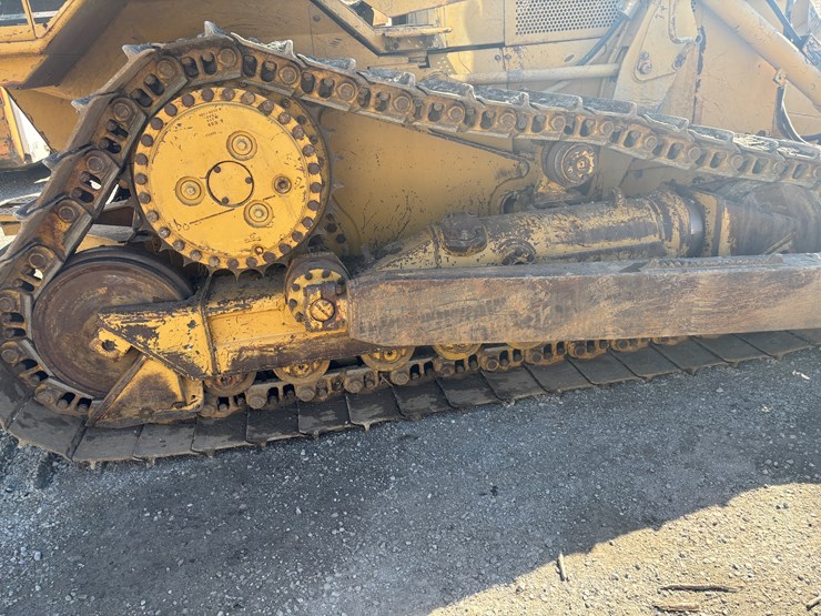 caterpillar-d6m-image-62