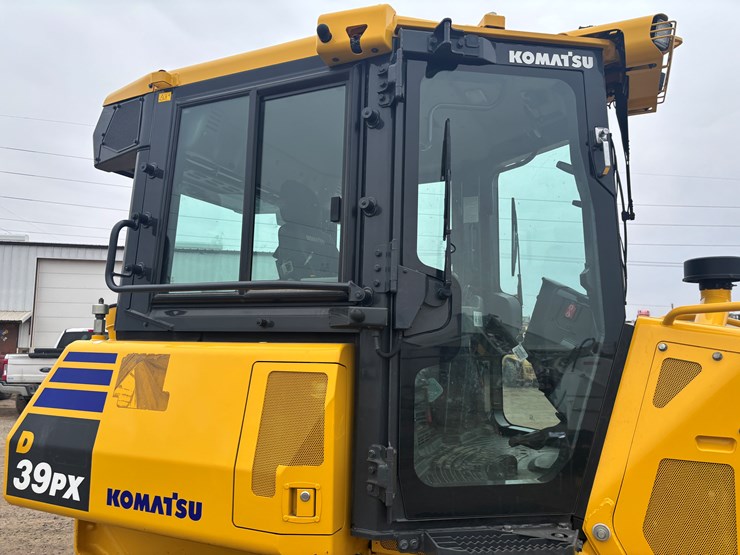 2021-komatsu-d39-image-15