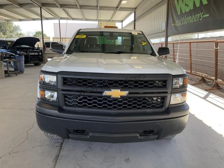 2015-chevrolet-silverado-1500-image-3